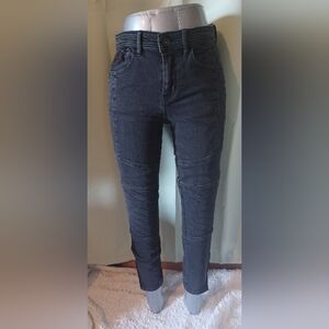🍒 Urban Outfitters Skinny Twig Zip Ankle Black Denim Jeans